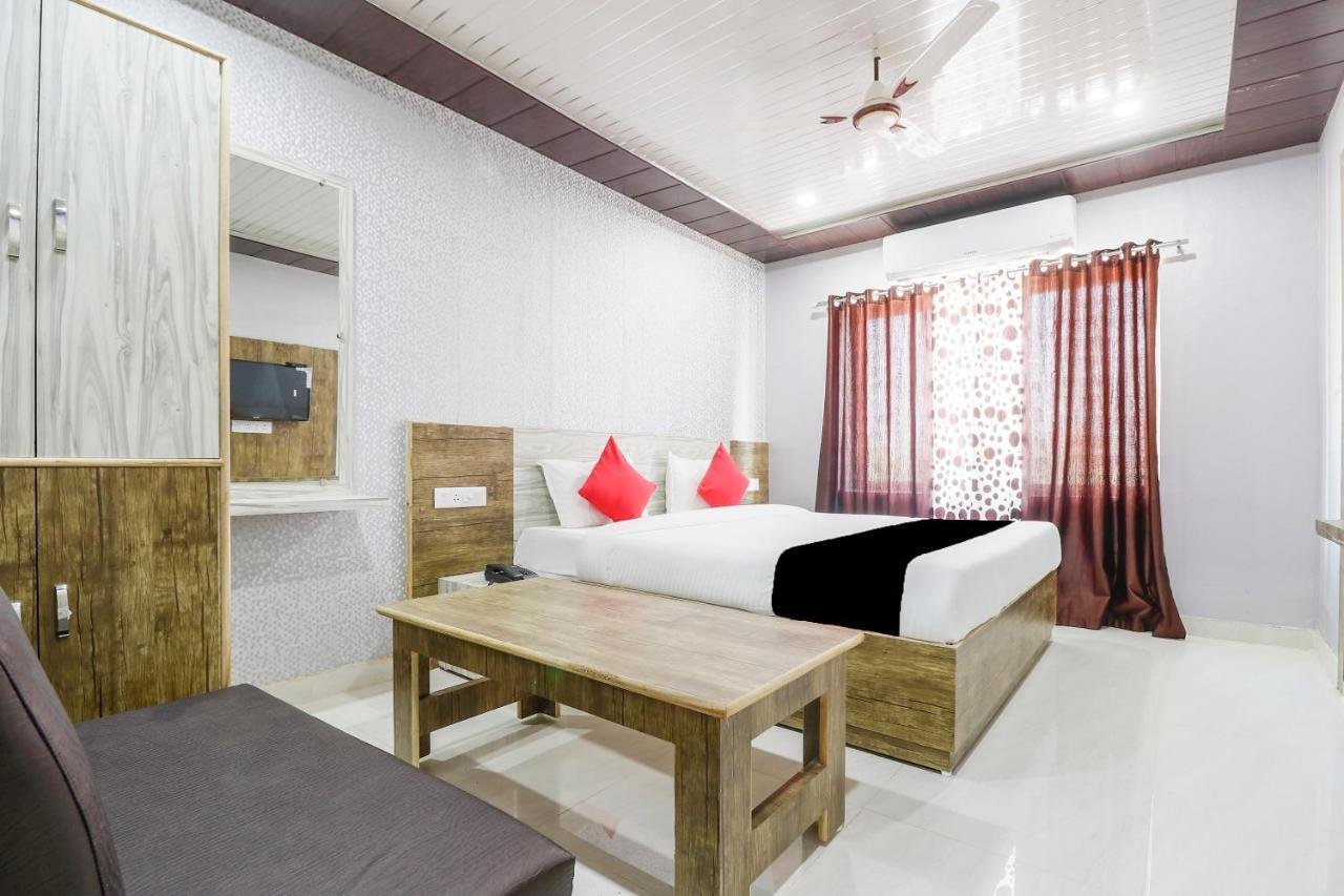 Capital O 63158 Hotel Om Sai Ram Chhatarpur Exterior photo